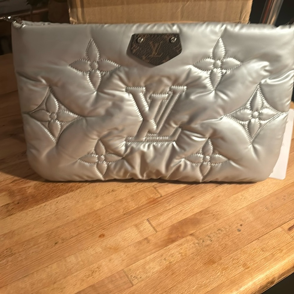 Louis Vuitton Multi Maxi Pillow Pochette Silver